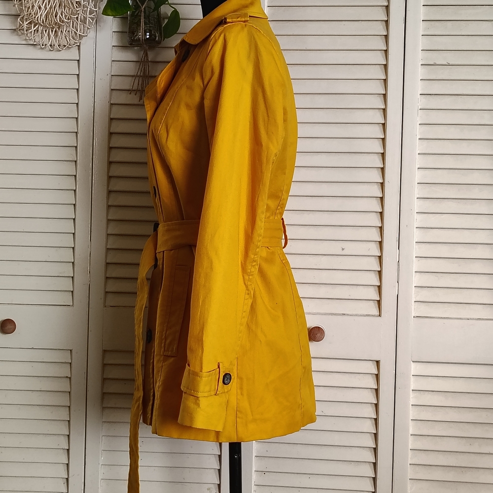 Forever 21 Mustard Double-Breasted Trench Coat Size M – Like New - Picture 3 of 9